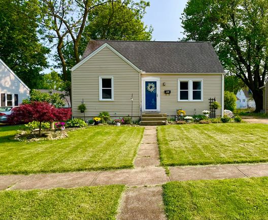 967 Davis Avenue Newark, OH House Sold - Photo 1 of 29. Opens carousel modal