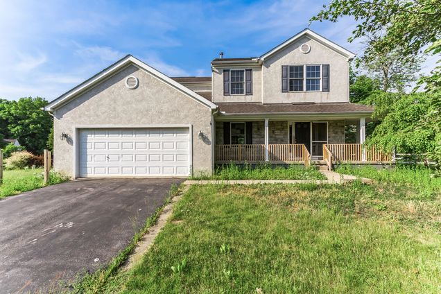 6351 Carriann Court Hilliard, OH House Sold - Photo 1 of 25. Opens carousel modal