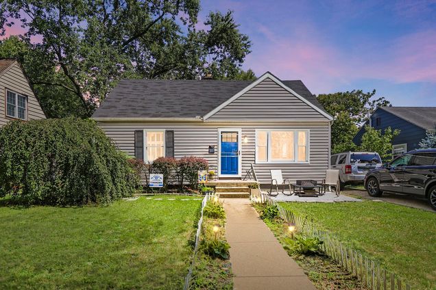 532 Stanbery Avenue Columbus, OH House Sold - Photo 1 of 38. Opens carousel modal