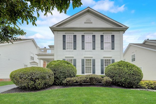 5160 Mount Row New Albany, OH House Sold - Photo 1 of 50. Opens carousel modal
