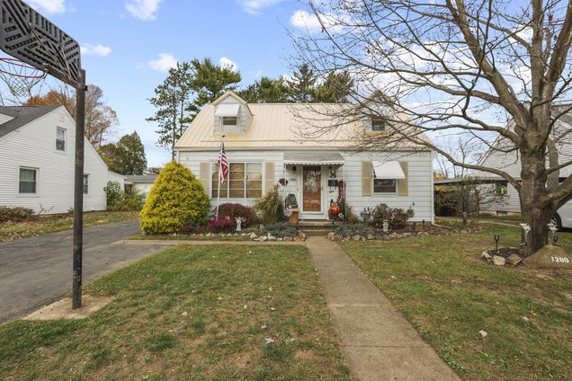 1280 Shide Avenue Newark, OH House Sold - Photo 1 of 31. Opens carousel modal