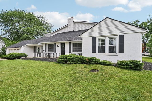 2361 Middlesex Road Upper Arlington, OH House Pending - Photo 1 of 49. Opens carousel modal