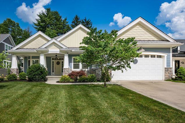 174 Grand Ridge Court