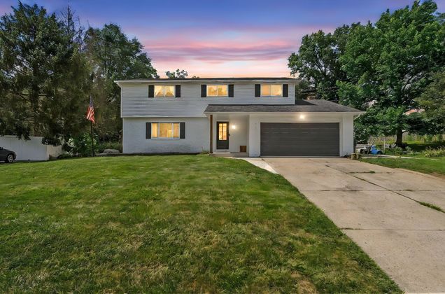 620 Fleetrun Avenue Columbus, OH House Active - Photo 1 of 27. Opens carousel modal