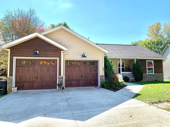 610 Crabapple Drive Howard, OH House Active - Photo 1 of 21. Opens carousel modal