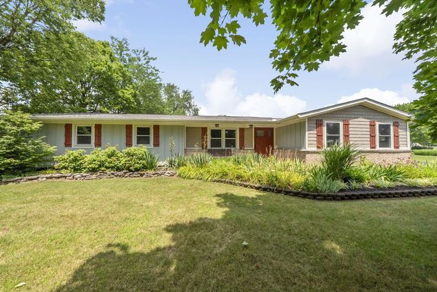 4090 Us Highway 42 S Delaware, OH House Active - Photo 1 of 39. Opens carousel modal