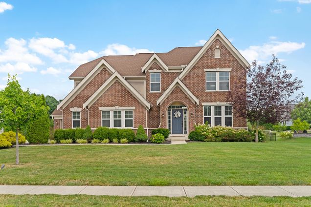 8398 Cameron Court NW Pickerington, OH House Active - Photo 1 of 72. Opens carousel modal