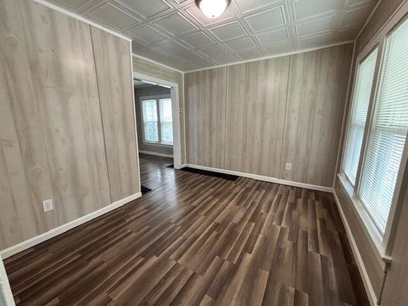 1300 Aberdeen Avenue Columbus, OH House Active - Photo 1 of 23. Opens carousel modal