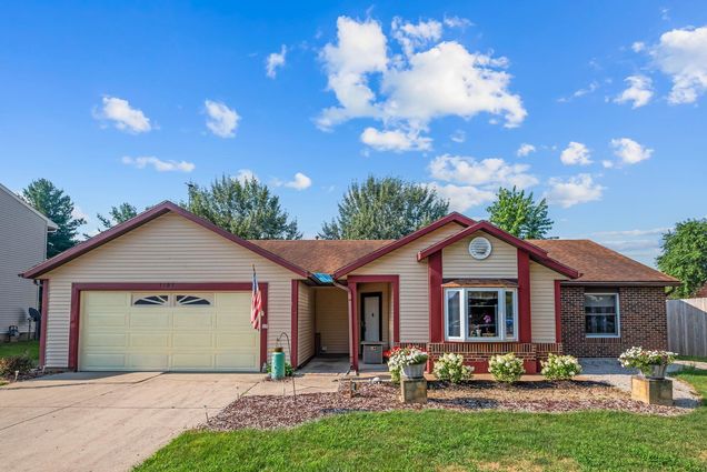 1105 Chenonceaux Drive