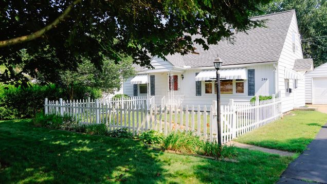 286 Van Tassell Avenue