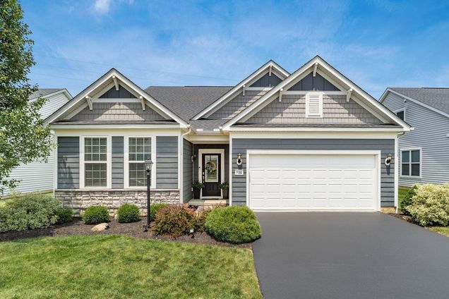 900 Zeller Circle Pickerington, OH House Active - Photo 1 of 40. Opens carousel modal