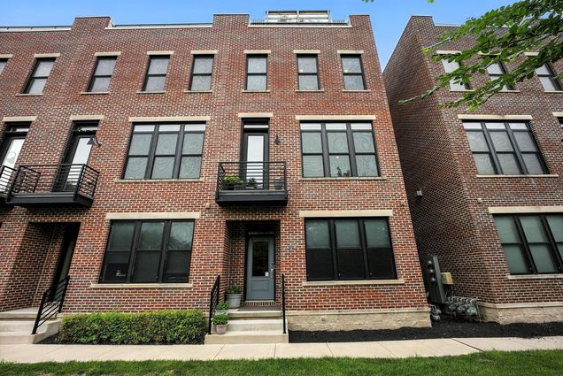 587 W 2nd Avenue Columbus, OH Condo Active - Photo 1 of 47. Opens carousel modal