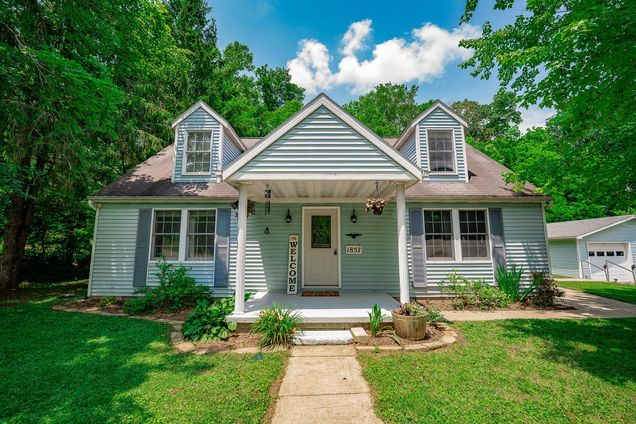 1857 Patton Hill Road Chillicothe, OH House Active - Photo 1 of 50. Opens carousel modal