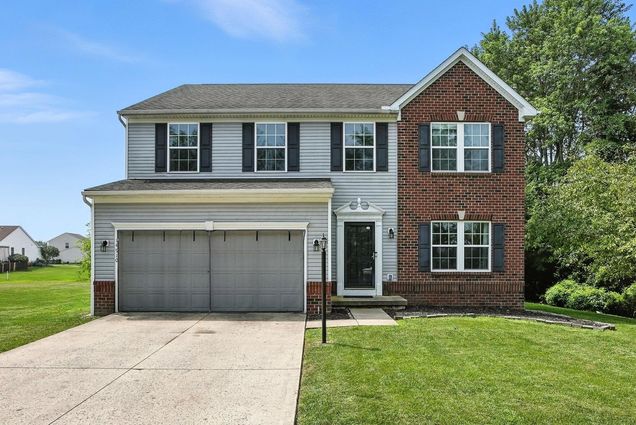 14910 Havens Corners Road Pataskala, OH House Active - Photo 1 of 43. Opens carousel modal