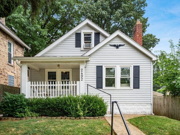 2492 Deming Avenue Columbus, OH House Active - Photo 1 of 33. Opens carousel modal