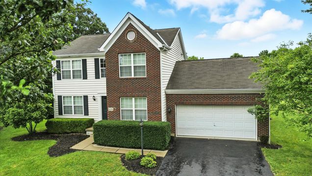 6696 Wisteria Circle Dublin, OH House Active - Photo 1 of 49. Opens carousel modal