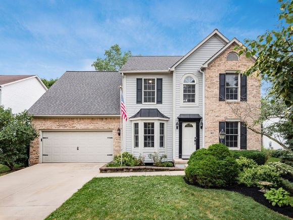 1815 Deer Crossing Drive Marysville, OH House Active - Photo 1 of 32. Opens carousel modal
