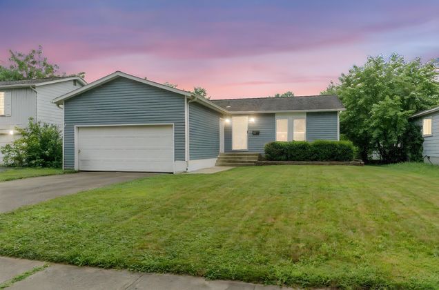 5027 Brewster Drive Columbus, OH House Active - Photo 1 of 37. Opens carousel modal