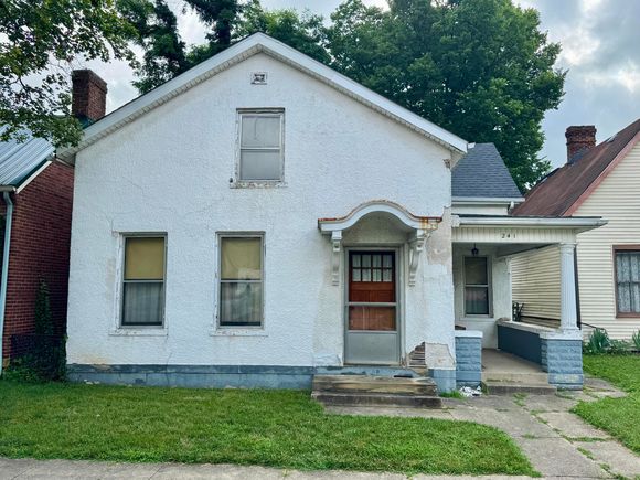 241 N High Street Chillicothe, OH House Active - Photo 1 of 7. Opens carousel modal