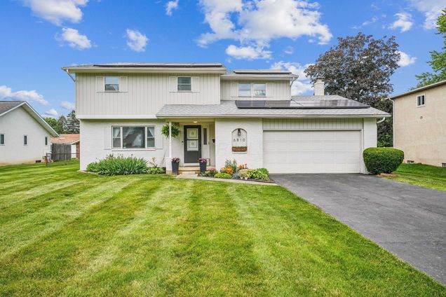 6810 Prior Place Reynoldsburg, OH House Active - Photo 1 of 65. Opens carousel modal