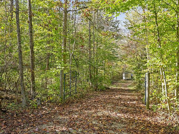 6176 Congo Rd SE, Corning, OH 43730 | MLS# 226040511