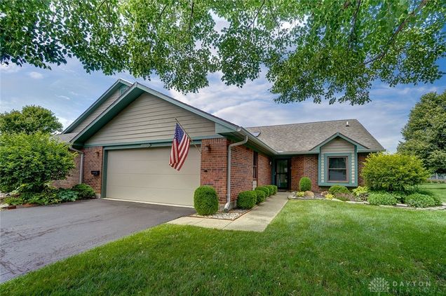 3107 Country Side Court Springfield, OH Condo Sold - Photo 1 of 38. Opens carousel modal