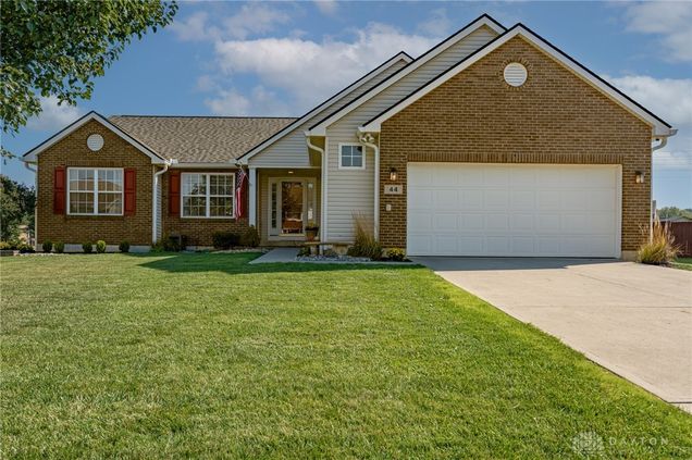 44 Oleander Drive Franklin, OH House Sold - Photo 1 of 40. Opens carousel modal