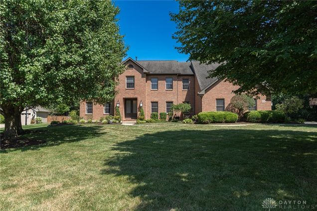 9200 Olde Woods Court Washington Twp, OH House Sold - Photo 1 of 95. Opens carousel modal