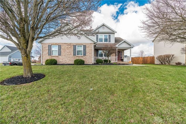 120 Fox Harbor Drive