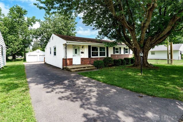 718 Macarthur Way Washington Court Hous, OH House Active - Photo 1 of 28. Opens carousel modal