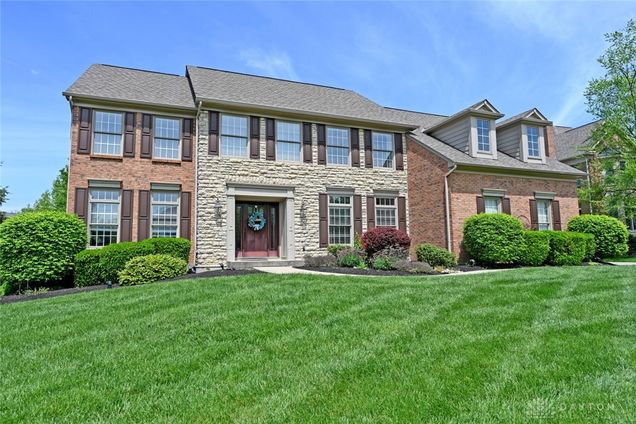 6826 Waterbury Lane Mason, OH House Active - Photo 1 of 60. Opens carousel modal