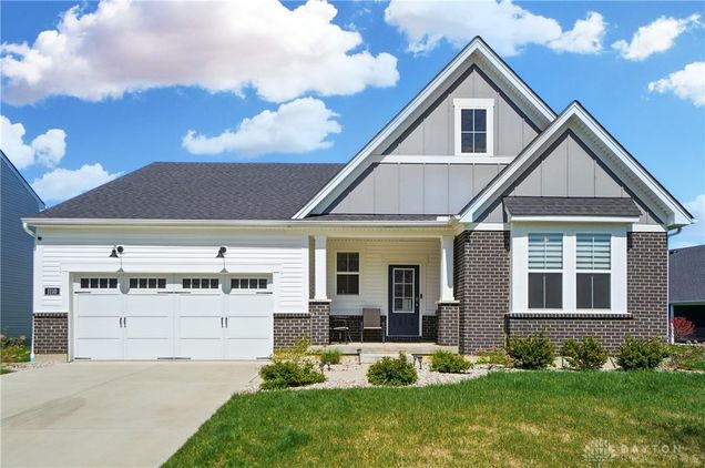 1110 Billingsley Drive Batavia, OH House Active - Photo 1 of 31. Opens carousel modal