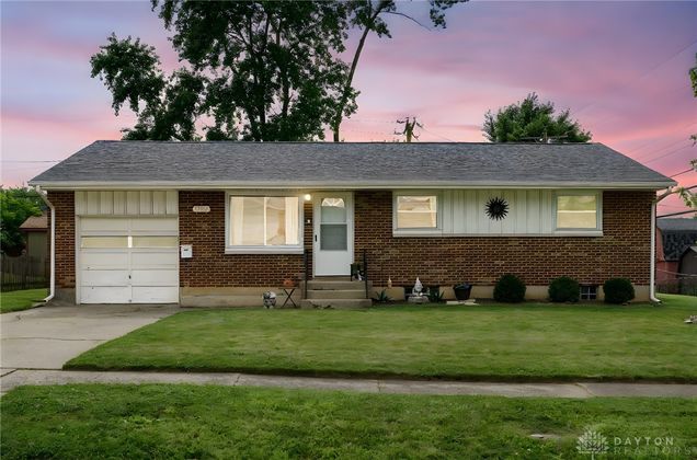 1305 Laramie Drive