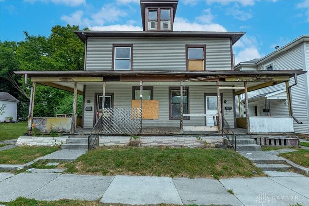 15 17 S Western Springfield, OH Multifamily Active - Photo 1 of 25. Opens carousel modal
