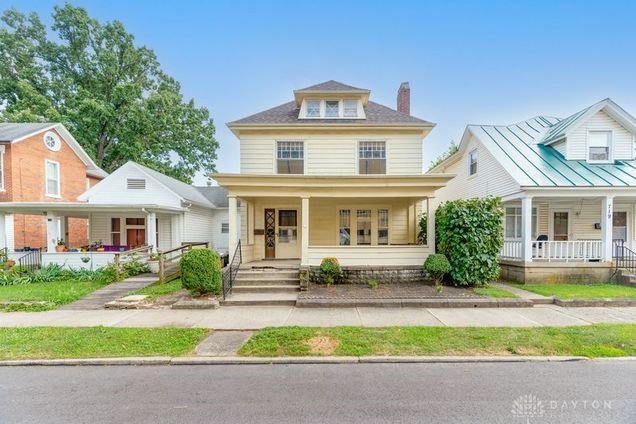 717 W High Street