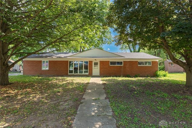 270 Pamela Avenue Dayton, OH House Active - Photo 1 of 20. Opens carousel modal