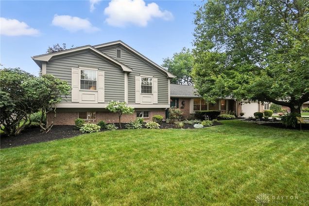 1560 Frontier Court Dayton, OH House Active - Photo 1 of 49. Opens carousel modal