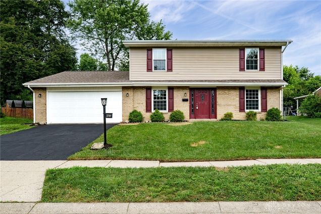 3700 Corkwood Drive