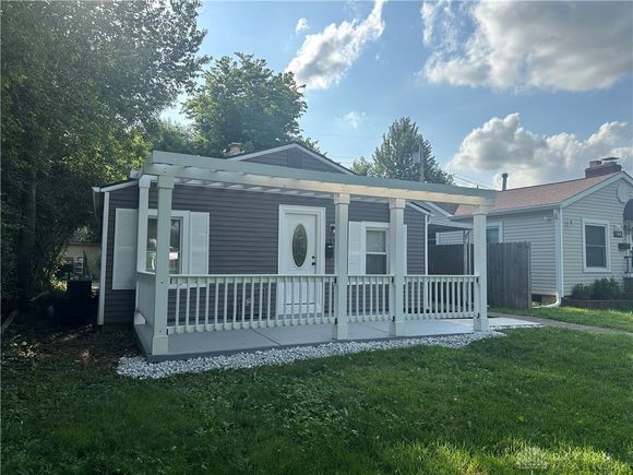 1953 Culver Avenue Dayton, OH House Active - Photo 1 of 12. Opens carousel modal