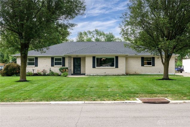 9722 Stagecoach Drive Dayton, OH House Active - Photo 1 of 66. Opens carousel modal