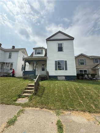 128 Pleasant Avenue