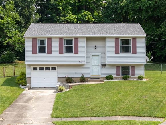10377 Hawkhurst Drive Colerain Twp, OH House Active - Photo 1 of 35. Opens carousel modal