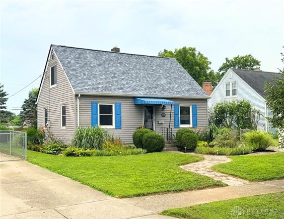 1127 Bishop Avenue Hamilton, OH House Active - Photo 1 of 2. Opens carousel modal