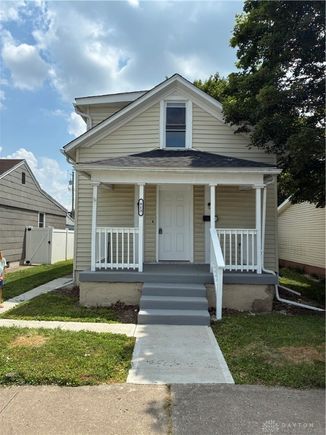 913 Camp Street