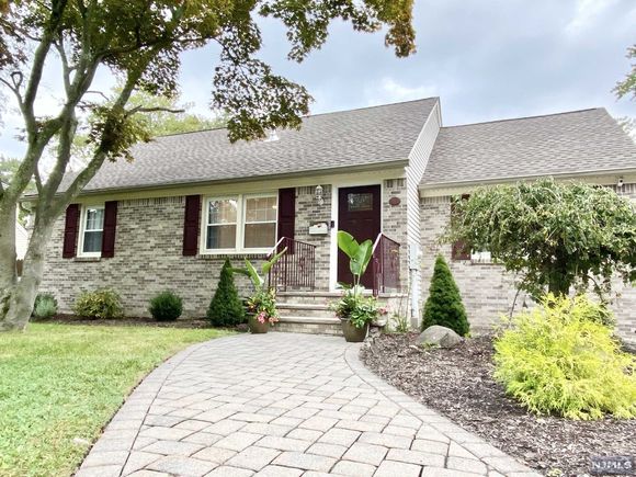42 Pleasantview Drive Wayne, NJ House Sold - Photo 1 of 1. Opens carousel modal