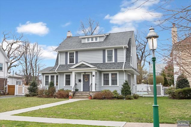 10 Ardsley Road Glen Ridge, NJ House Sold - Photo 1 of 1. Opens carousel modal