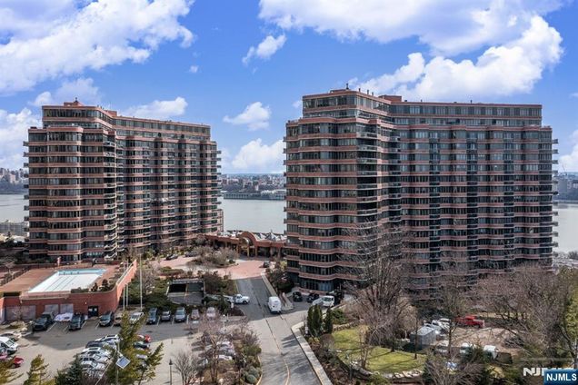100 Carlyle Drive Unit 4F-S Cliffside Park, NJ Condo Sold - Photo 1 of 1. Opens carousel modal