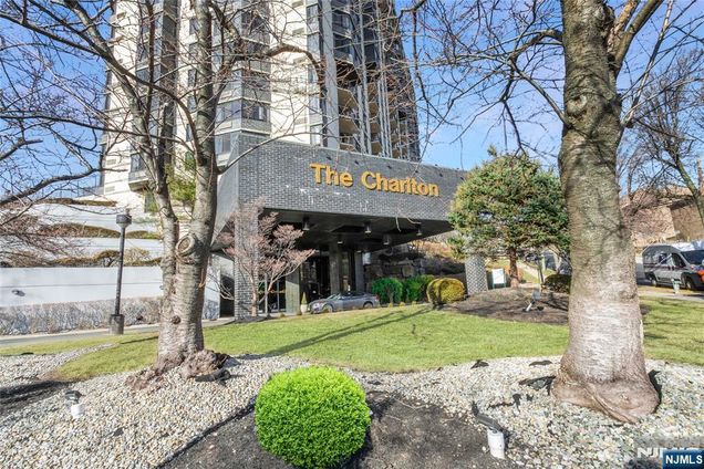 1265 15th Street Unit 7G Fort Lee, NJ Condo Sold - Photo 1 of 1. Opens carousel modal