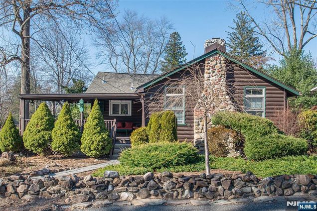 35 Lenape Trail Wayne, NJ House Sold - Photo 1 of 1. Opens carousel modal