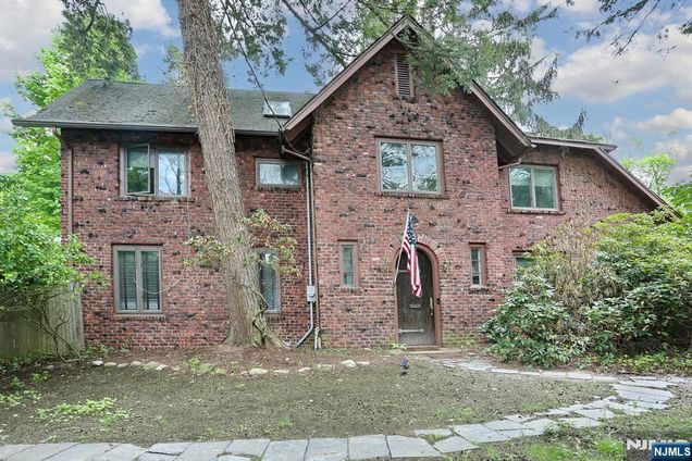 8 Harriot Avenue Harrington Park, NJ House Sold - Photo 1 of 1. Opens carousel modal